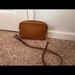 Michael Kors Crossbody Purse (saddle/cognac color)